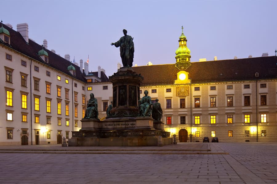 Best places to visit in Vienna - أفضل أماكن الزيارة في فيينا