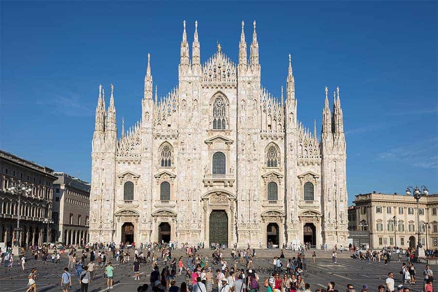 السياحة في إيطاليا بمدينة ميلان