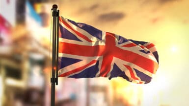United kingdom Flag - Immigration to Britain - visas, living and working - الهجرة إلى بريطانيا - التأشيرات والمعيشة والعمل