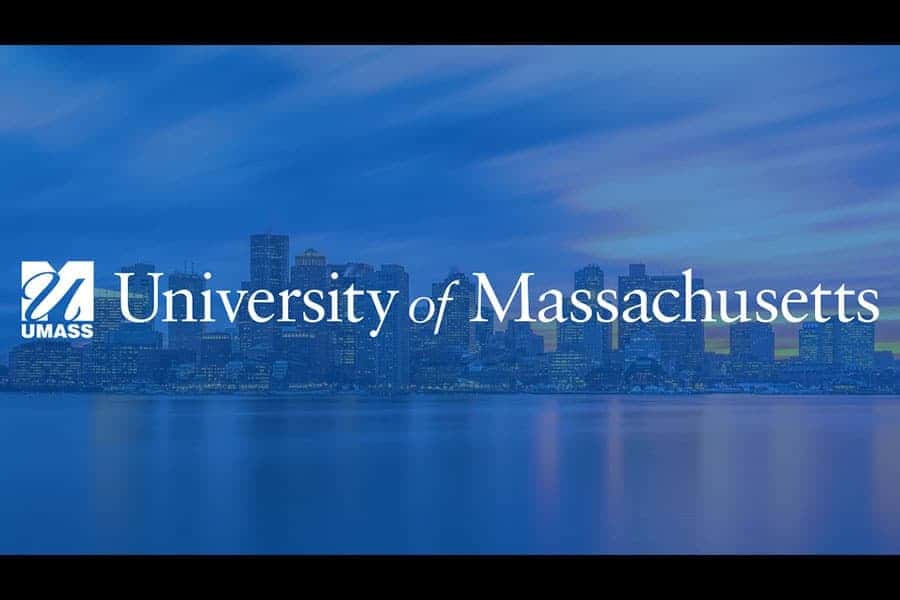 منح جامعة ماساتشوستس الأمريكية للطلاب الدوليين